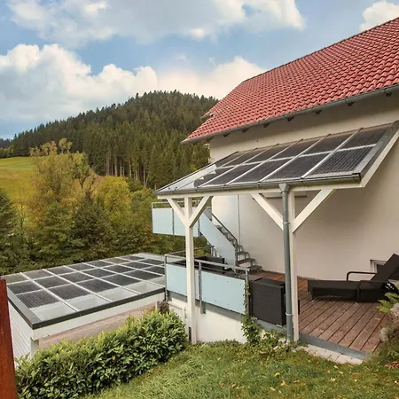 Kleine Kinzig: Idyllisch | Sauna | Hot Tub | Kamin Ferienhaus Alpirsbach